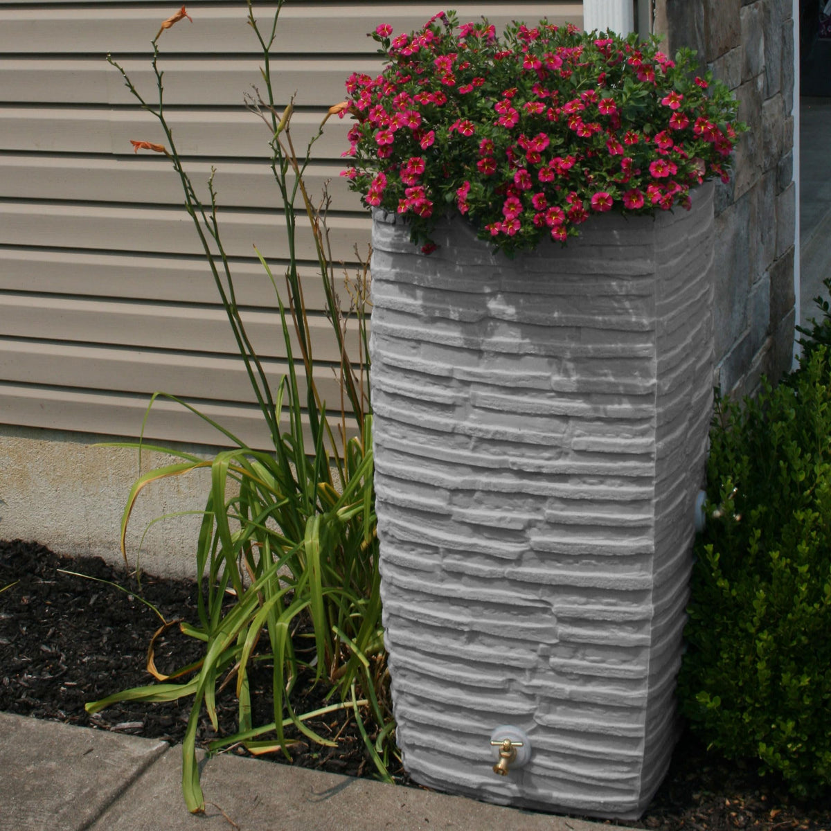 Rain Water Collection Barrel 4 Pack D869