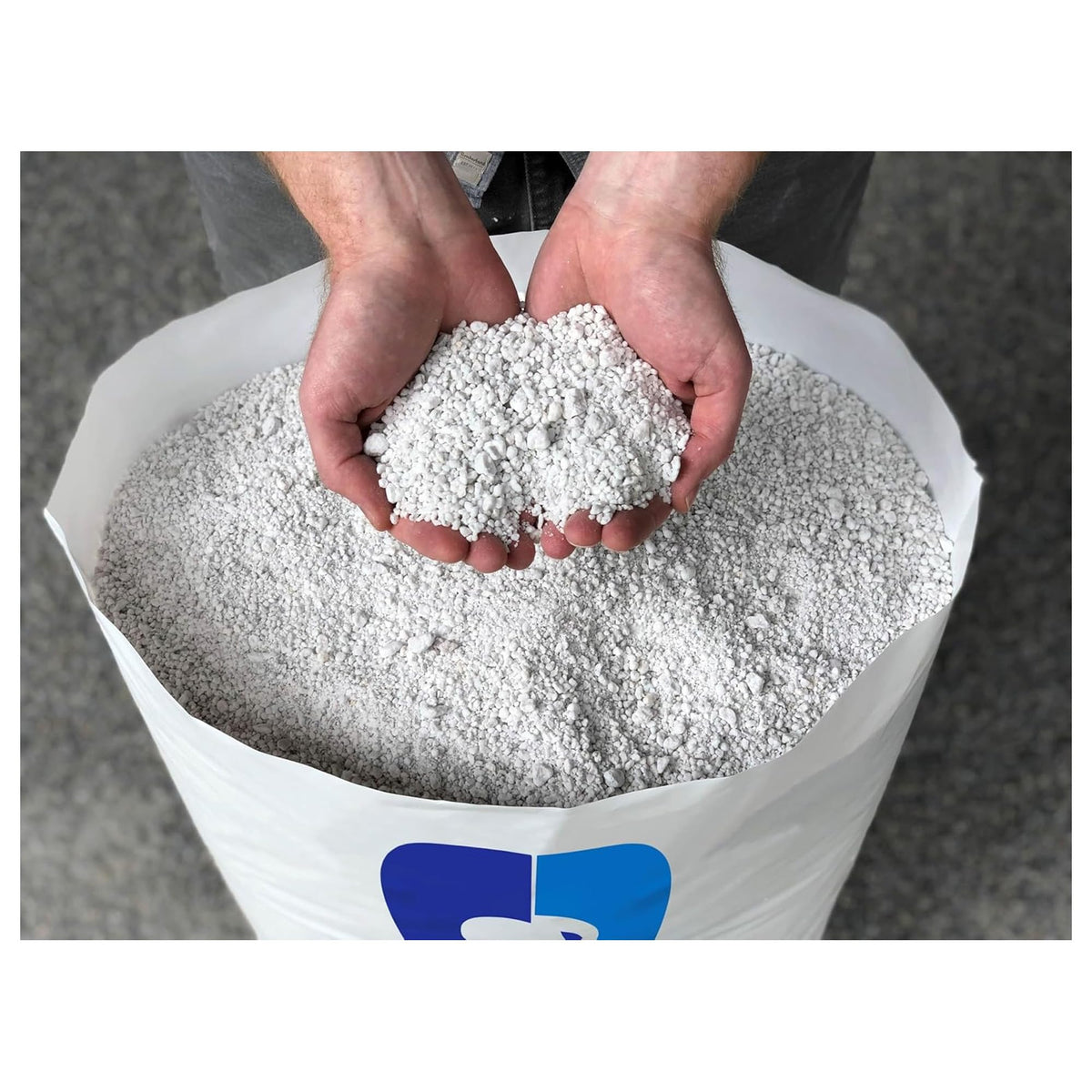 Perlite Coarse Horticultural Soil Amendment, 4 Cu Ft N68984